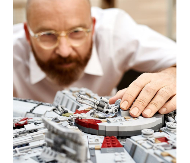 LEGO Star Wars 75192 Sokół Millennium - 409842 - zdjęcie 2